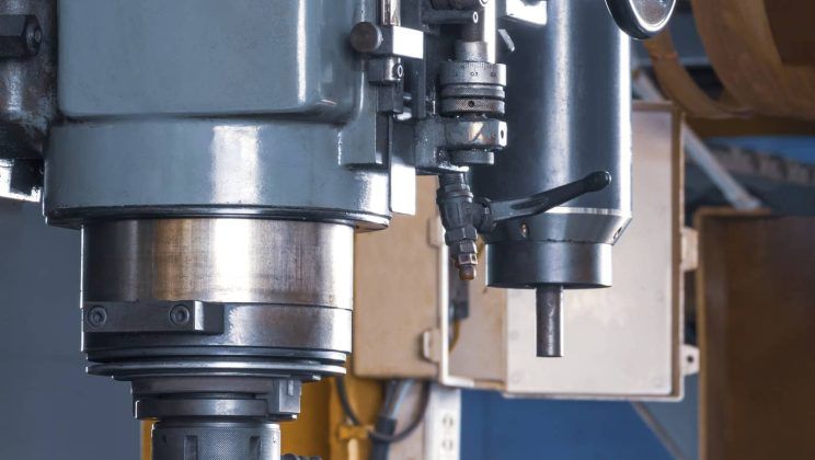 Quels sont les avantages de l’usinage à commande numérique sur site ?